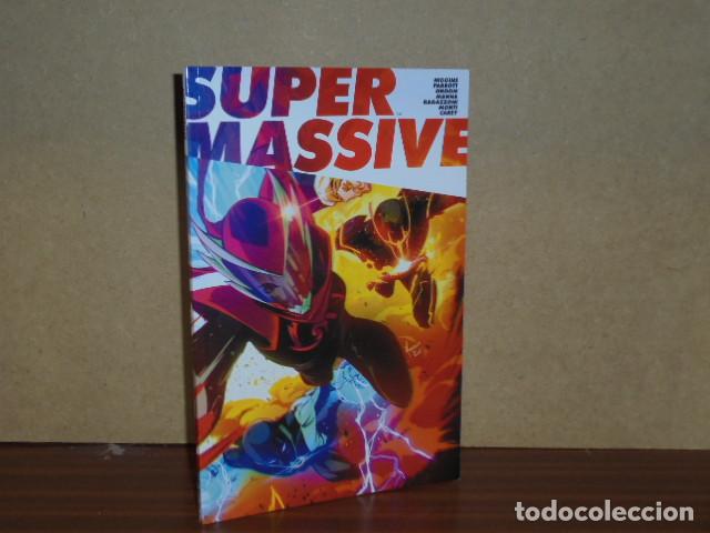B&uuml;cher: SUPER MASSIVE - VV. AA. - Higgins - Parrott - Groom - Manna - Ragazzoni - Monti - Carey