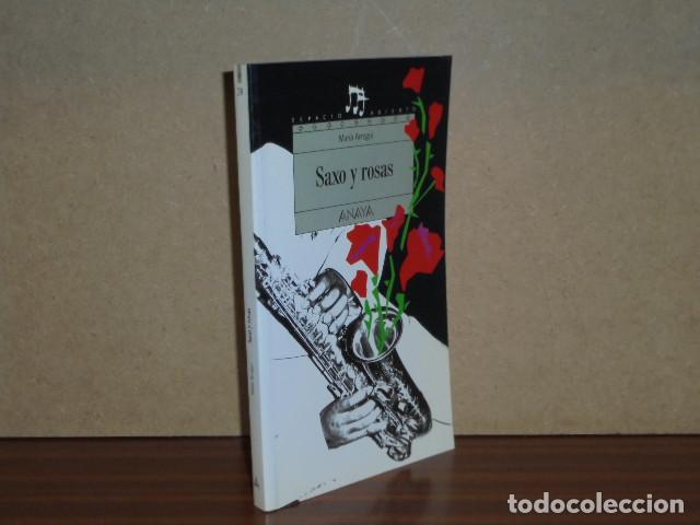 Libri di seconda mano: Saxo y rosas - Arregui, Mar&iacute;a