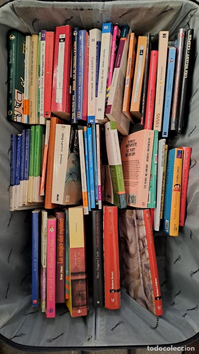 Livres: Lote de +45 Libros Variados (Narrativa, Intriga, Juvenil y Literatura en Gallego)