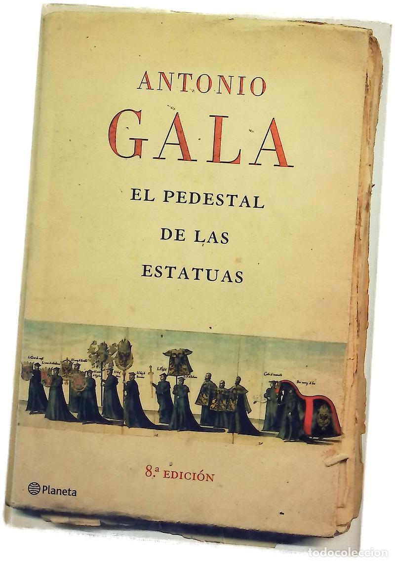 Libros: El pedestal de las estatuas