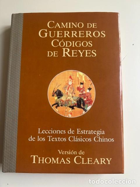 Livres: Camino de guerreros, c&oacute;digo de reyes -Thomas Cleary-