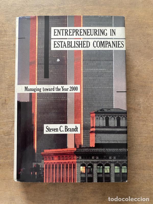 Livros em segunda m&atilde;o: Entrepreneuring in Established Companies - Brandt Steven C.
