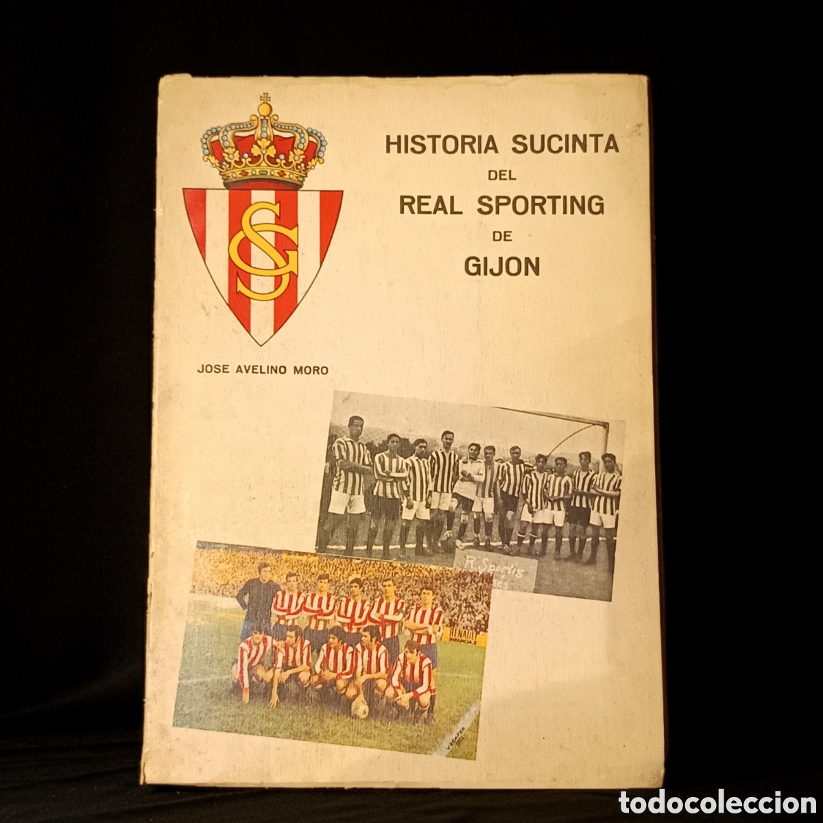 books: Moro, J. A. (1972). Historia sucinta del Real Sporting de Gij&oacute;n. Imprenta La Industria.