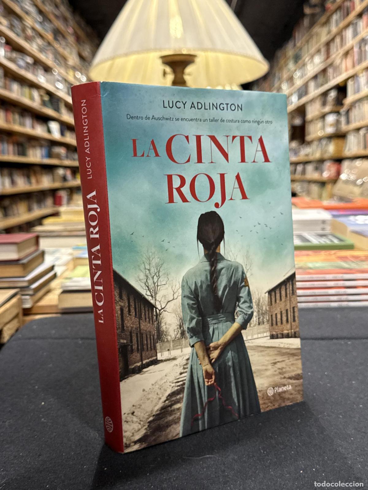 Livros em segunda m&atilde;o: La cinta roja - Lucy Adlington