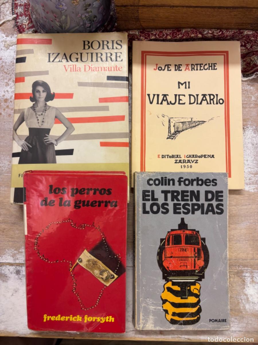 Lote de 4 libros de autores y tem&aacute;ticas diferentes.