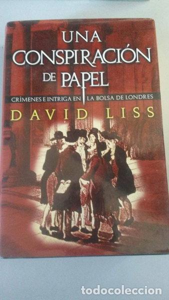 books: Una conspiraci&oacute;n de papel- 9788420442525