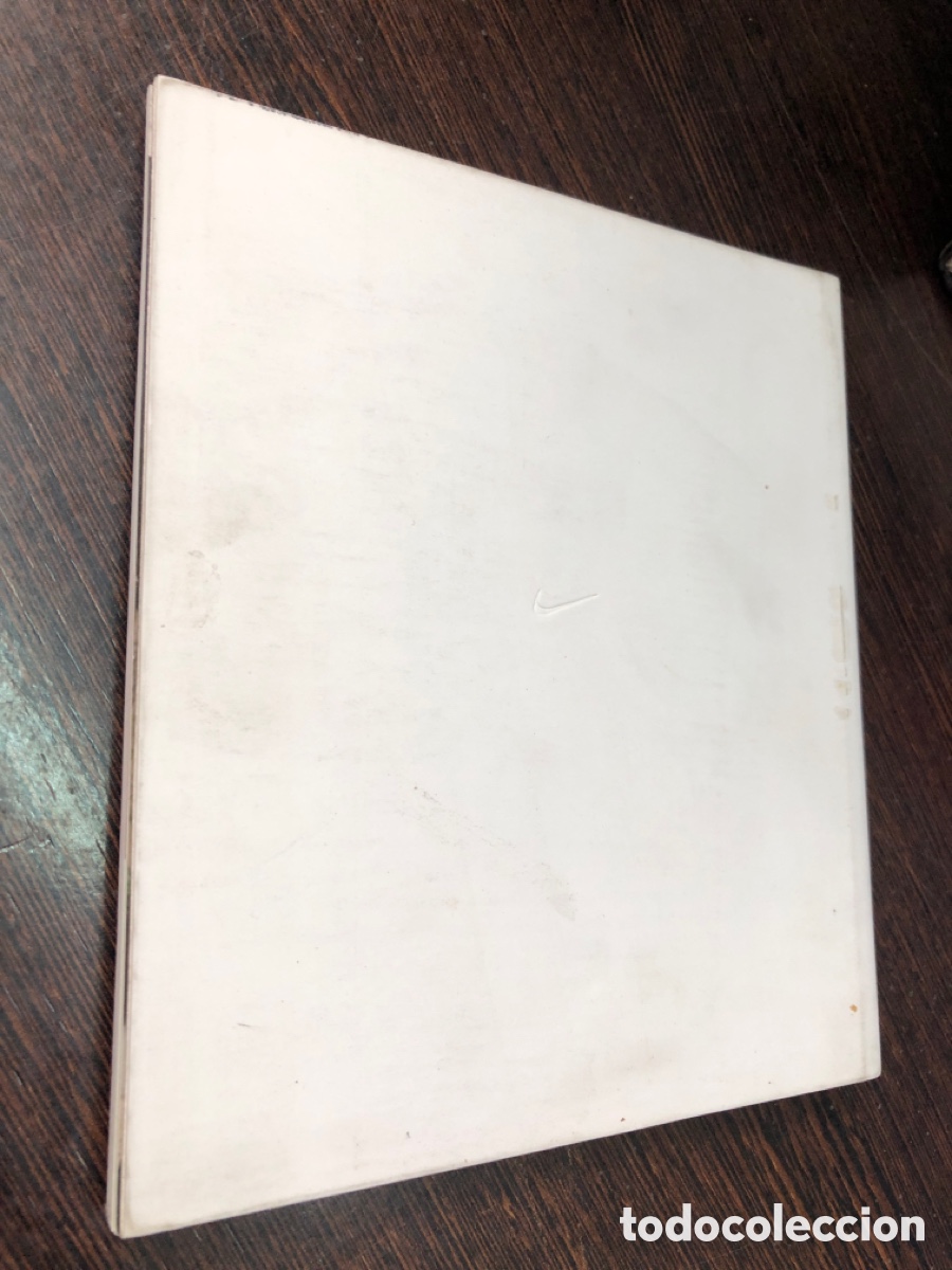 Libros: EL LIBRO DE LAS MENTIRAS NIKE FALSA EDICIONES - Foto 2