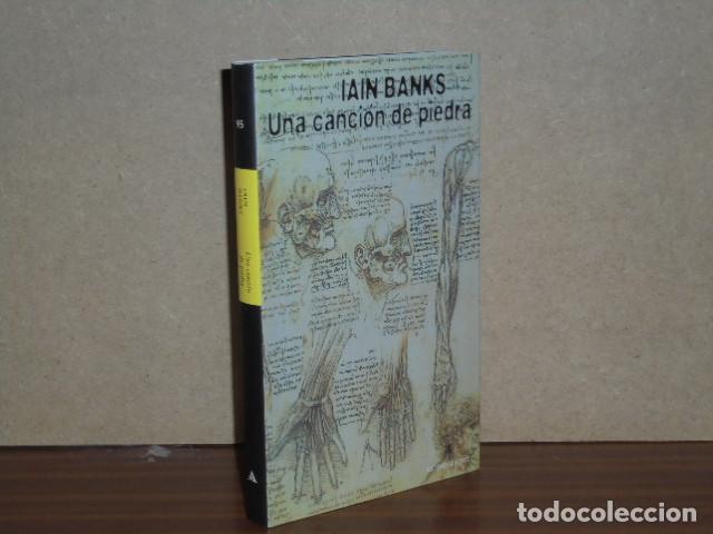B&uuml;cher: UNA CANCI&Oacute;N DE PIEDRA - Banks, Iain