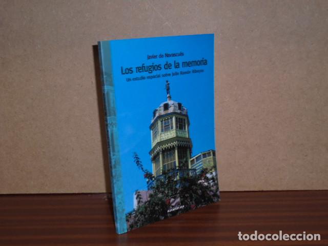 Libri di seconda mano: Los refugios de la memoria - Un estudio espacial sobre Julio Ram&oacute;n Ribeyro - Navascu&eacute;s, Javier de
