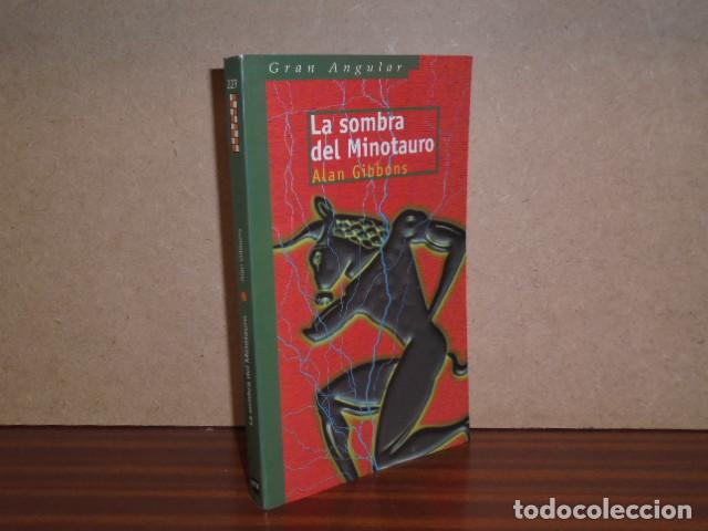Libros: La sombra del minotauro - Gibbons, Alan