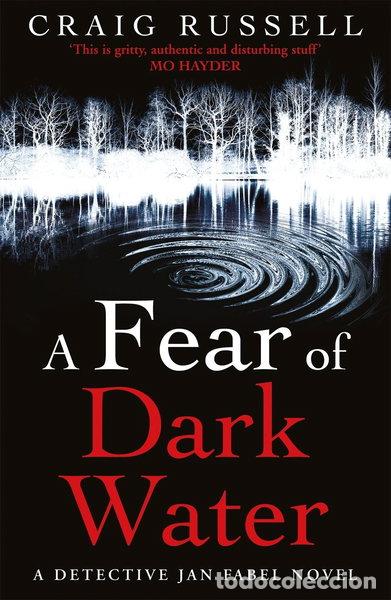 Libri di seconda mano: Fear of Dark Water- 9780099522669