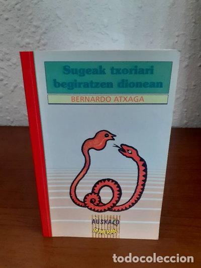Libros: Sugeak txoriari begiratzen dionean- 9788475687414