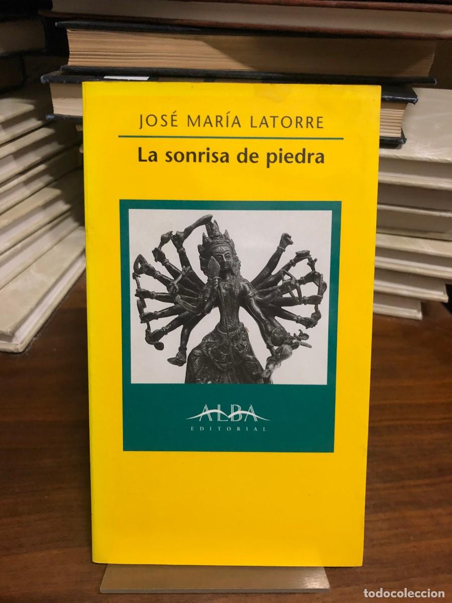 Libros: La sonrisa de piedra Jos&eacute; Mar&iacute;a Latorre