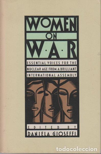 books: Women on War: Essential Voices for the Nuclear Age- 9780671667818