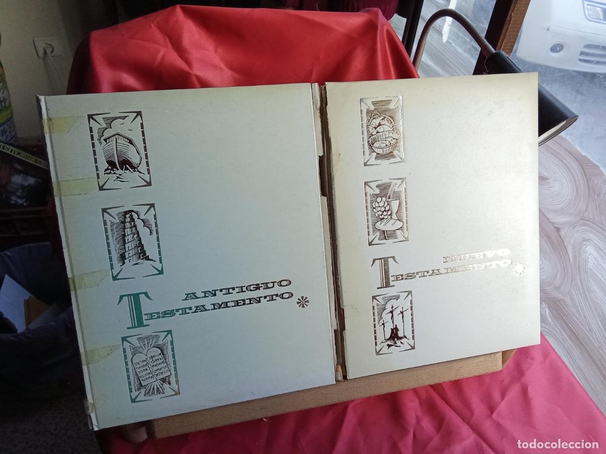 Libros: Antiguo testamente y Nuevo Testamente. Q.1028