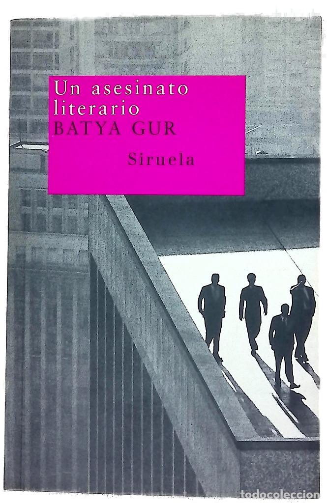 books: Un asesinato literario un caso cr&iacute;tico