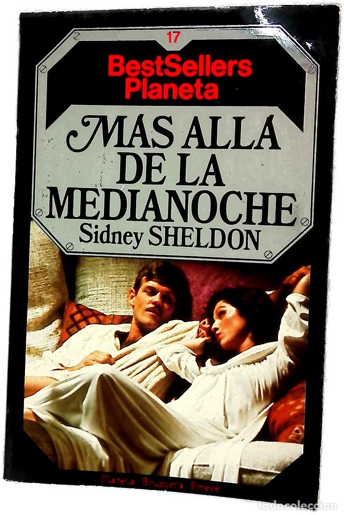 Libros: M&aacute;s all&aacute; de la medianoche