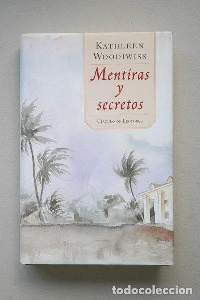 Libros: Mentiras y secretos- 9788422612100