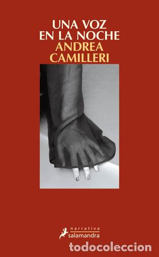 Libri di seconda mano: UNA VOZ EN LA NOCHE (MONTALBANO 24) - ANDREA CAMILLERI