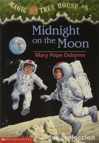 B&uuml;cher: Midnight on the Moon- 9780590988254