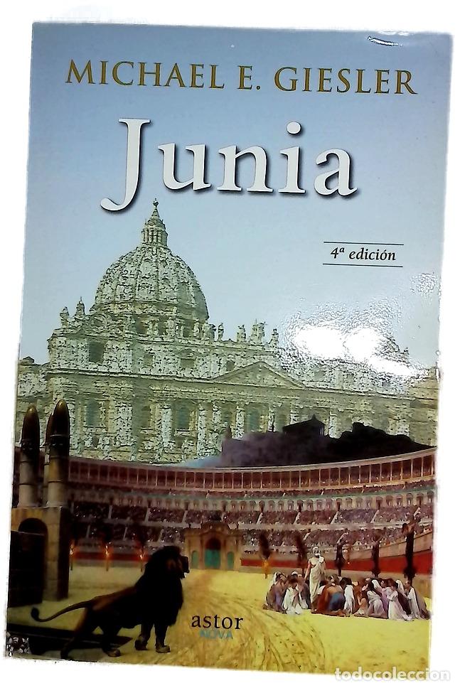 Libri di seconda mano: Junia - Giesler, Michael Edward; Valle Gonz&aacute;lez, Ralph del