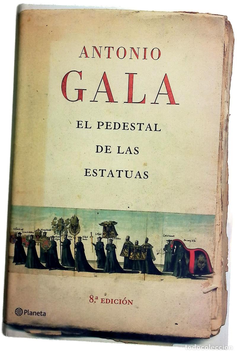 Libros: El pedestal de las estatuas