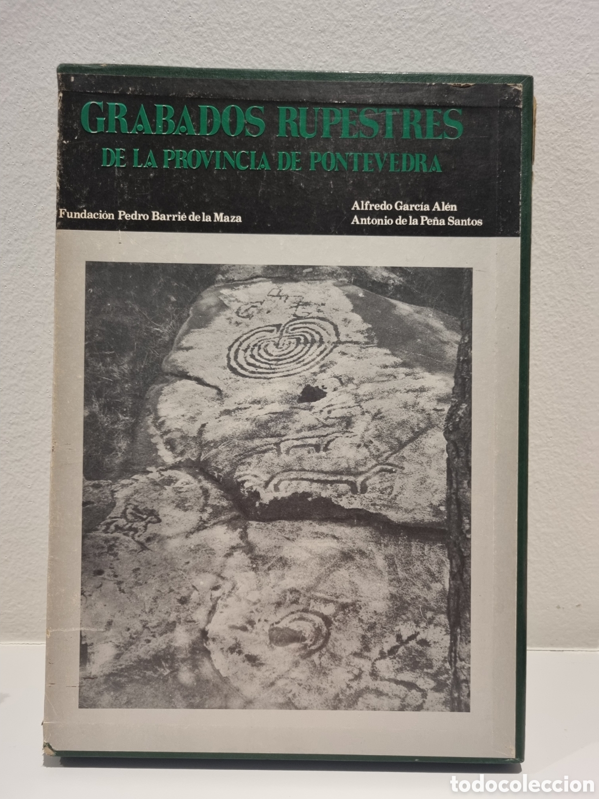 Libros: Grabados rupestres de la provincia de Pontevedra. 1980