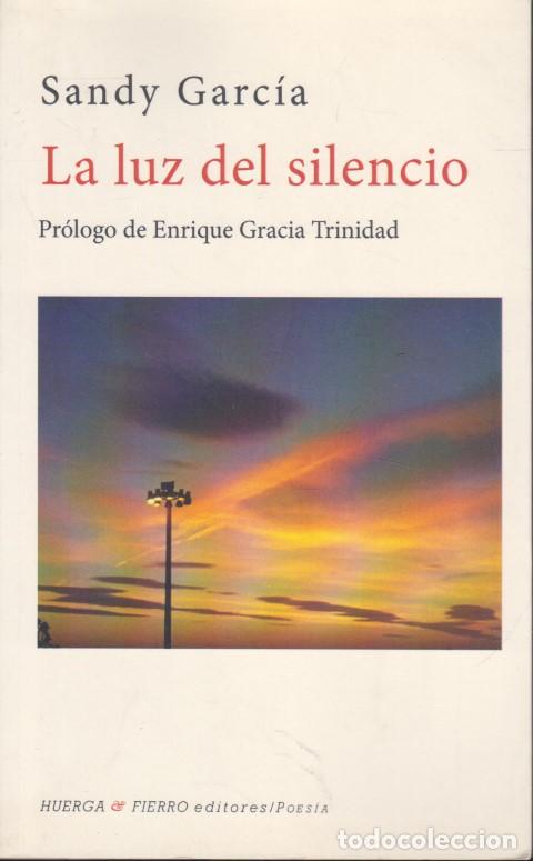 books: LA LUZ DEL SILENCIO - SANDY GARC&Iacute;A