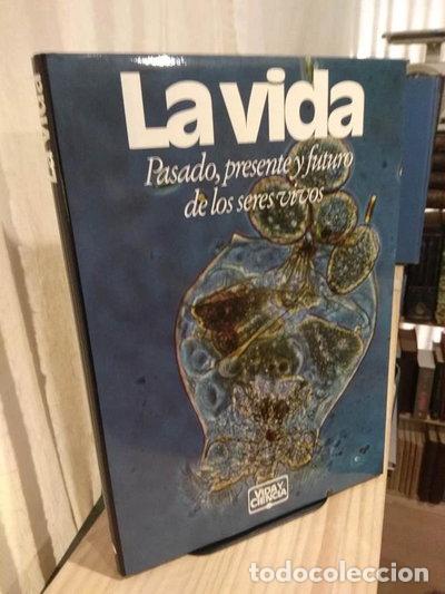 B&uuml;cher: La vida: Pasado, presente y futuro de los seres vivos- 9788422618423