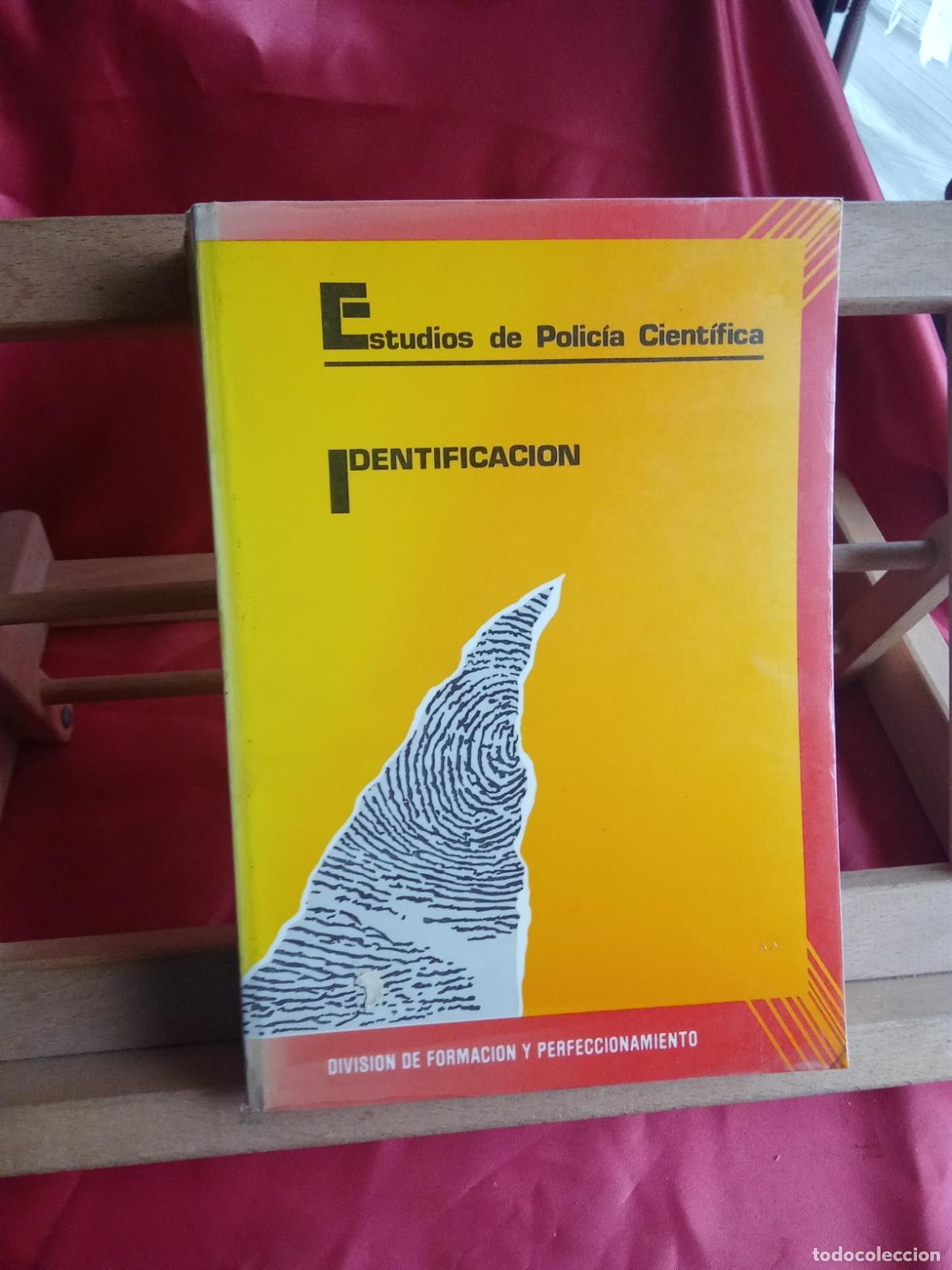 Livres: Estudios de polic&iacute;a cient&iacute;fica. Identificaci&oacute;n L.31642-1494