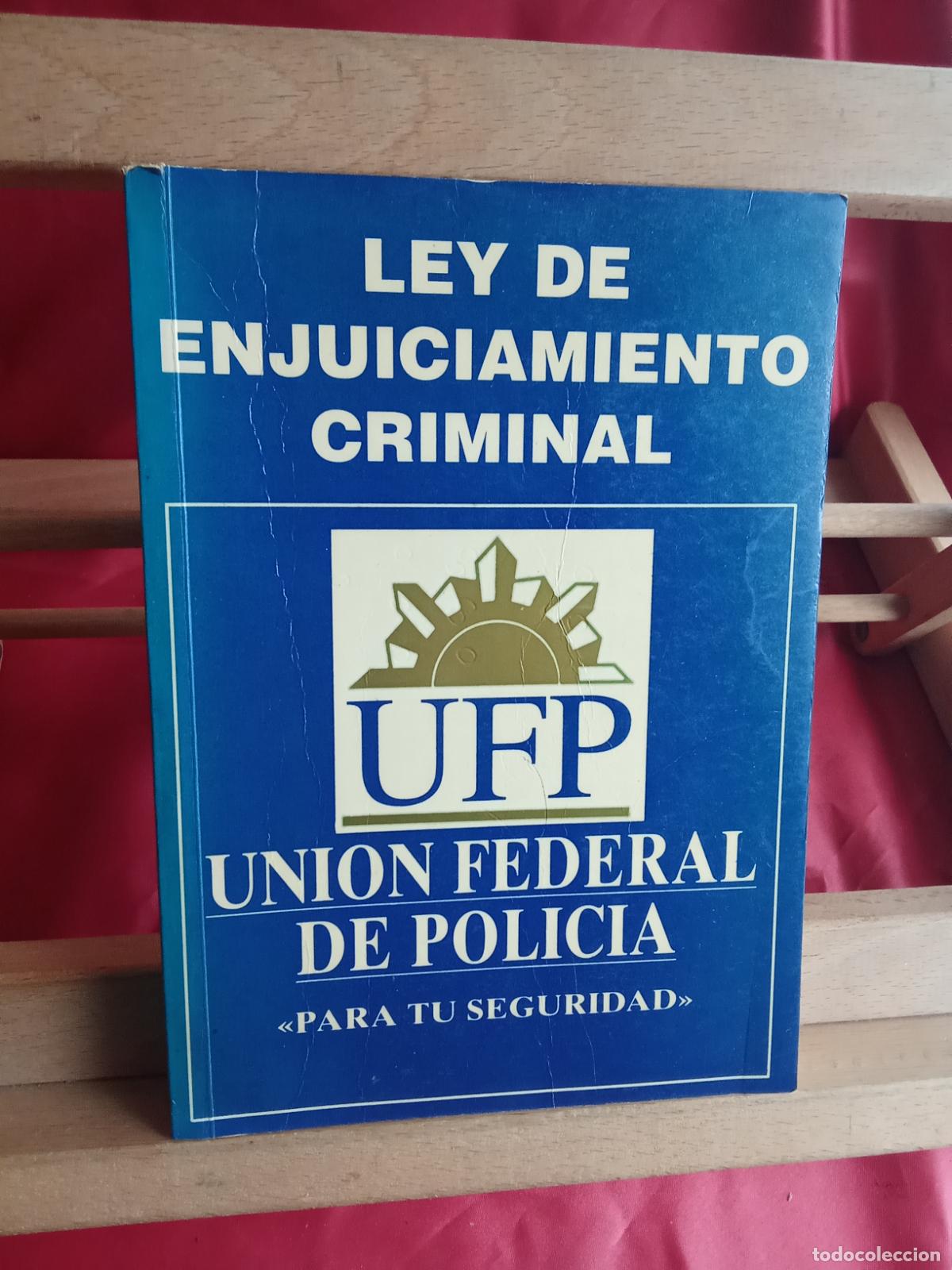 Livres: Ley de enjuiciamiento criminal L.31642-1512