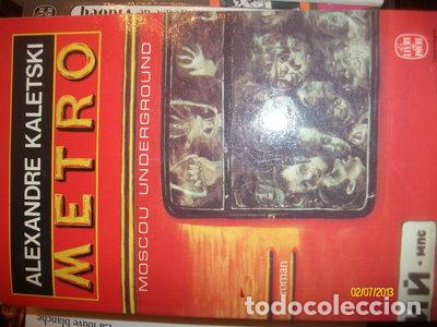 Livres: M&eacute;tro : Moscou underground- 9782253043010