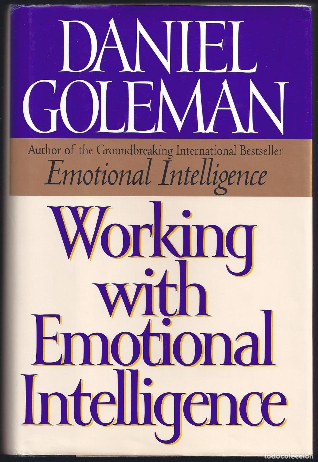 Livros em segunda m&atilde;o: WORKING WITH EMOTIONAL INTELLIGENCE GOLEMAN, DANIEL -