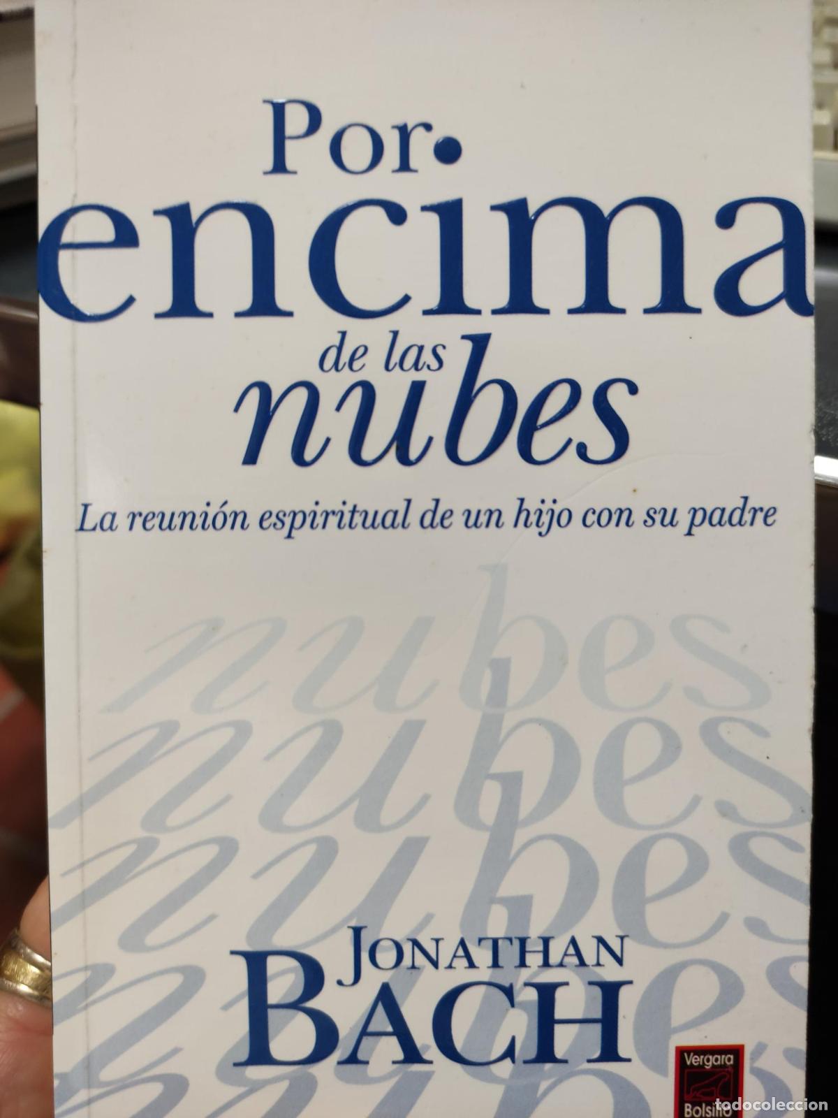 Livres: Por encima de las nubes - Jonathan Bach