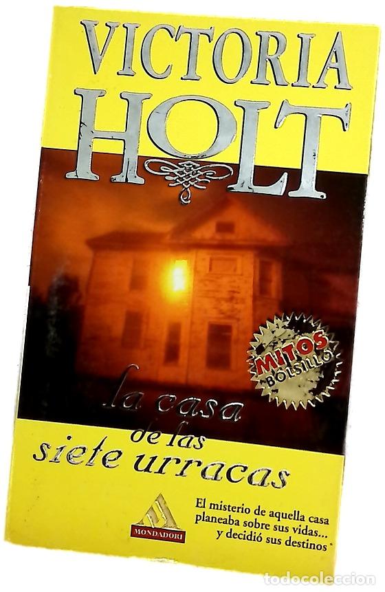 books: La casa de las siete urracas