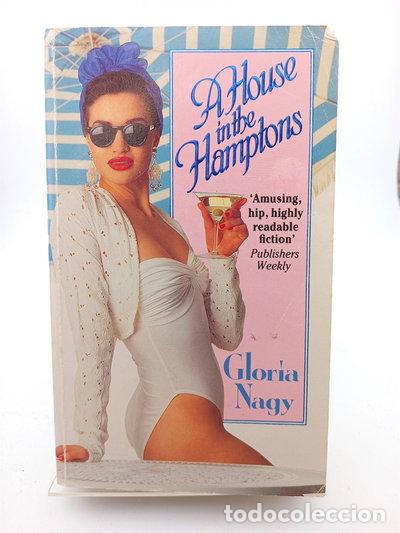 Libros: A House in the Hamptons- 9780747408079