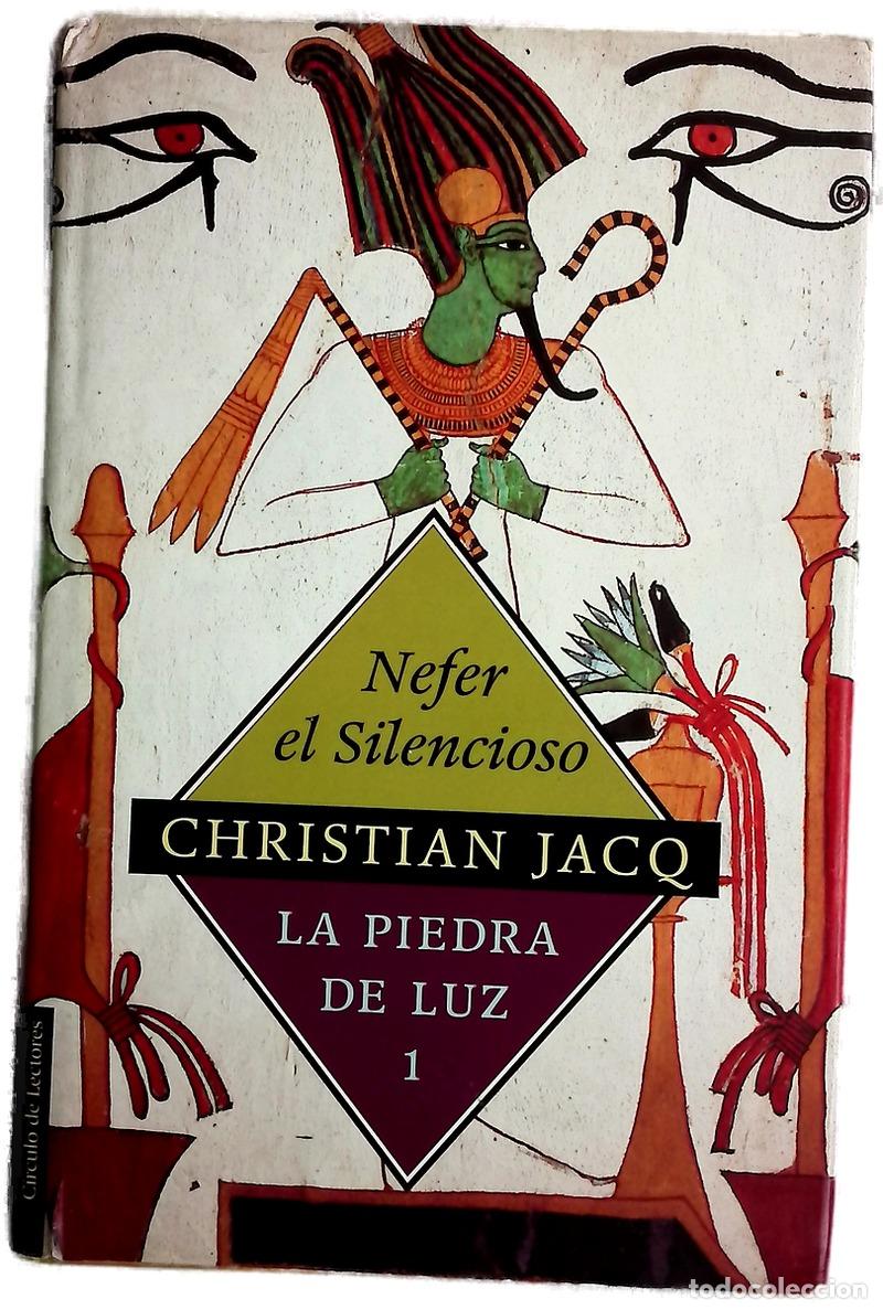 Livros em segunda m&atilde;o: Nefer el Silencioso - Jacq, Christian