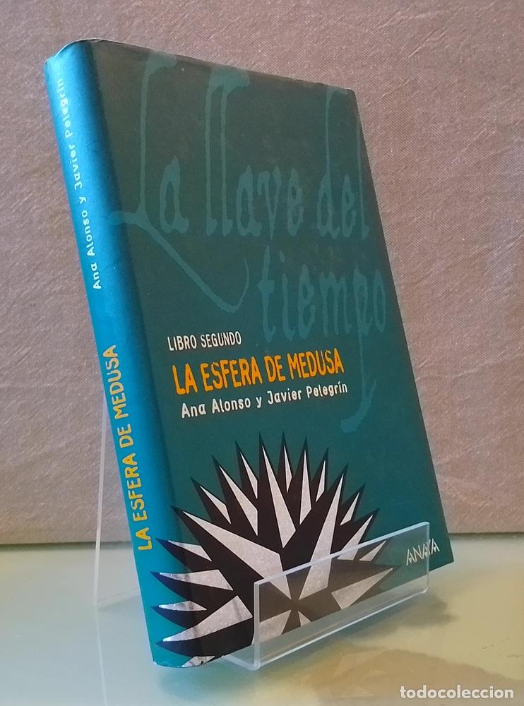 Libri di seconda mano: La esfera de la medusa (La llave del tiempo 2) - Ana Alonso y Javier Pelegr&iacute;n
