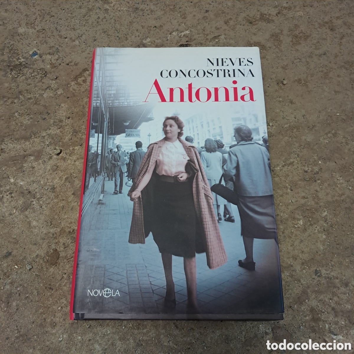 B&uuml;cher: Nieves Concostrina, Antonia, La esfera de los libros