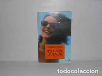 Livros em segunda m&atilde;o: Un heureux &eacute;v&eacute;nement- 9782714436283