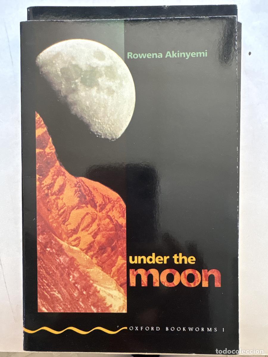 B&uuml;cher: UNDER THE MOON. - ROWENA AKINYEMI. TDK1201