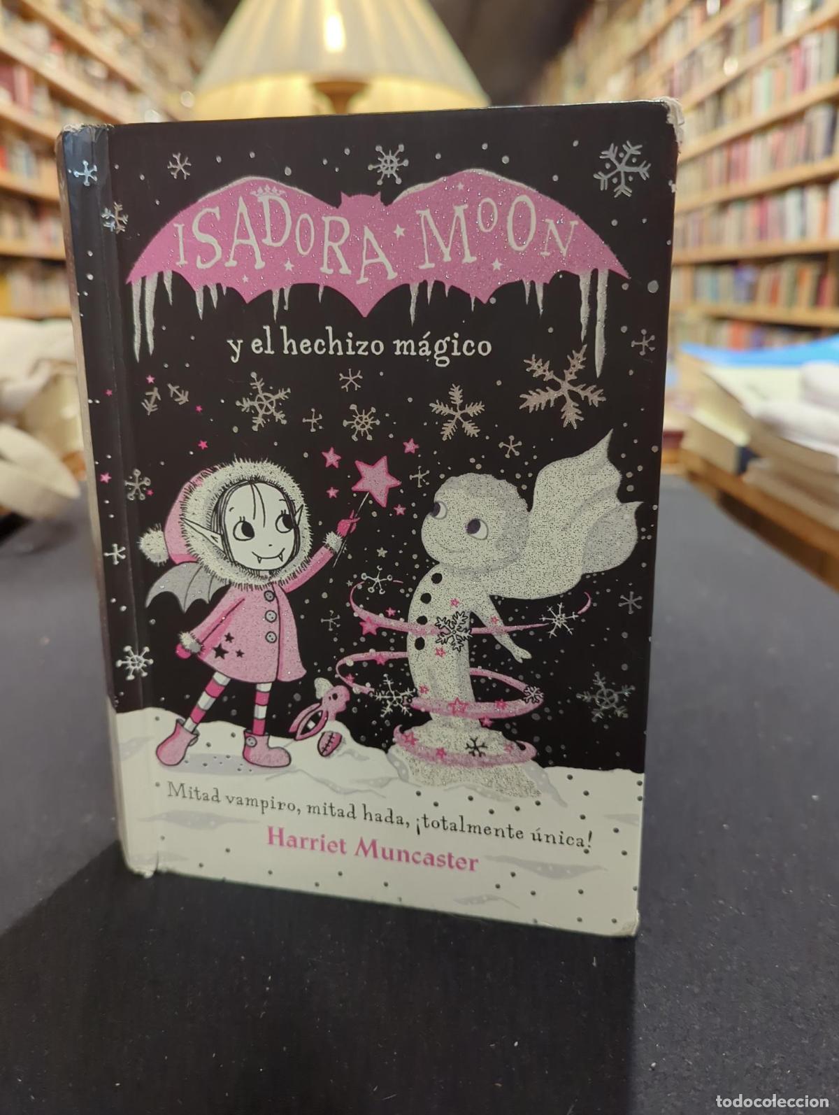Livros em segunda m&atilde;o: Grandes historias de Isadora Moon 1 - Isadora Moon y el hechizo m&aacute;gico - Harriet Muncaster
