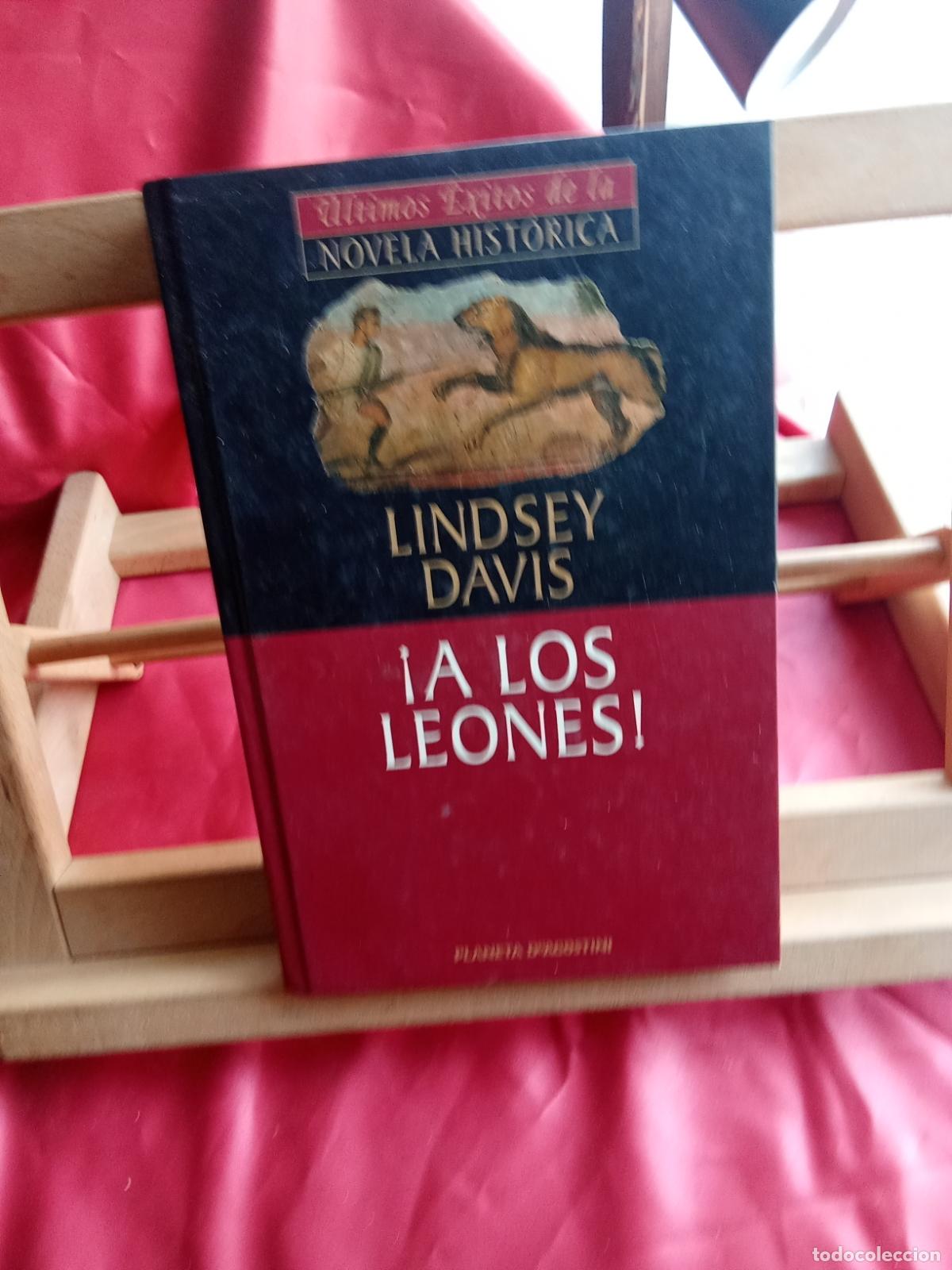 Livres: &iexcl;A los leones! Lindsey Davis L.809-3337