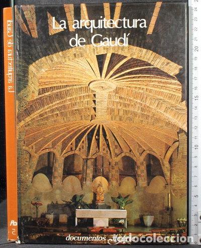 books: La arquitectura de Gaud&iacute;- 9788439001751