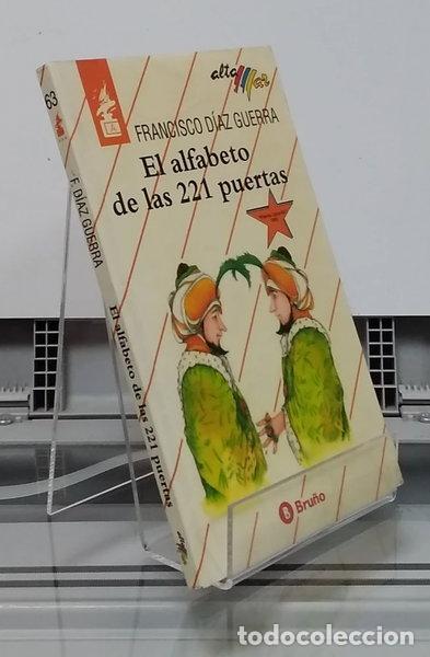 books: El alfabeto de las 221 puertas- 9788421620571