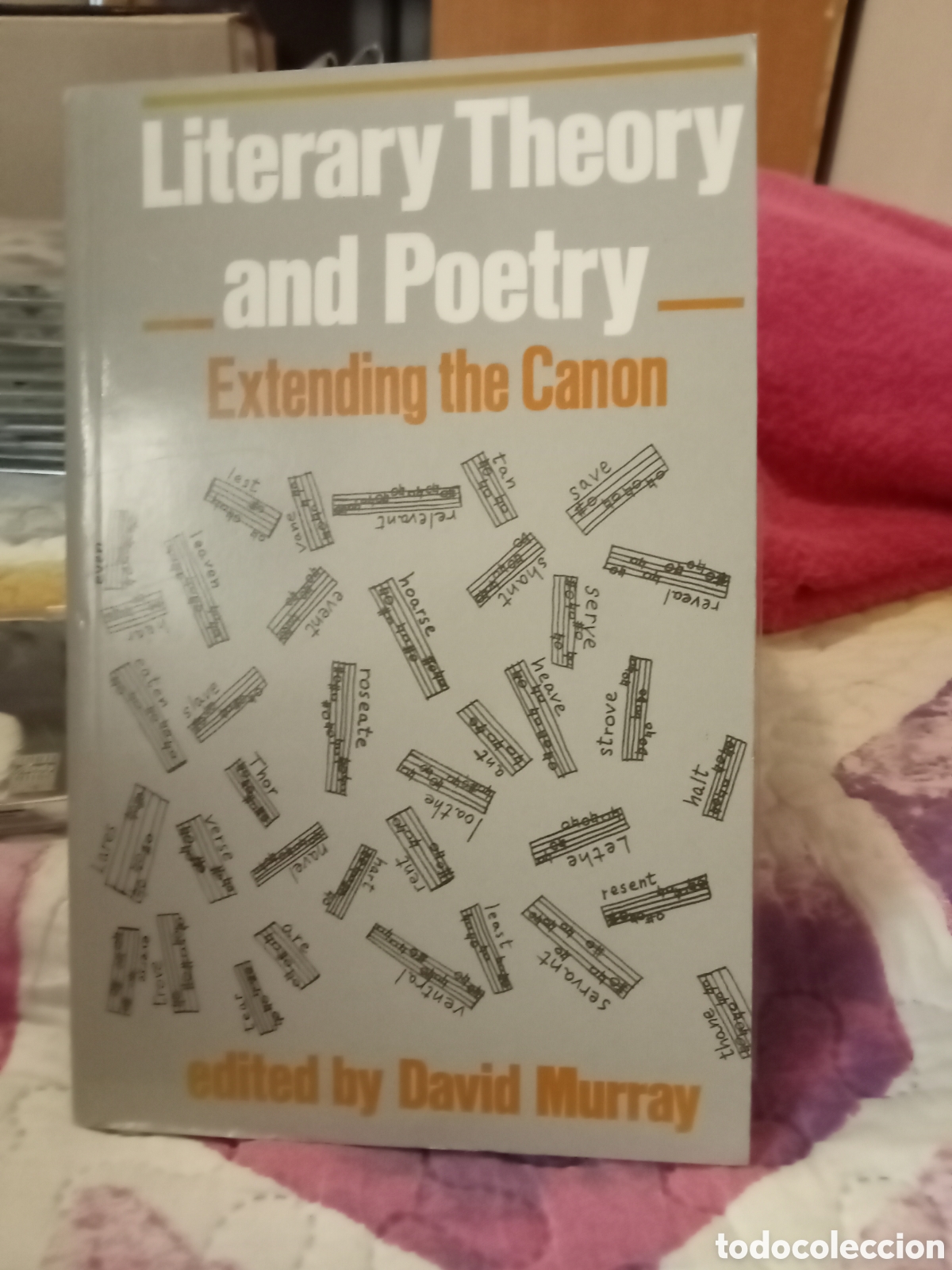 Libros: Literary theory and poetry