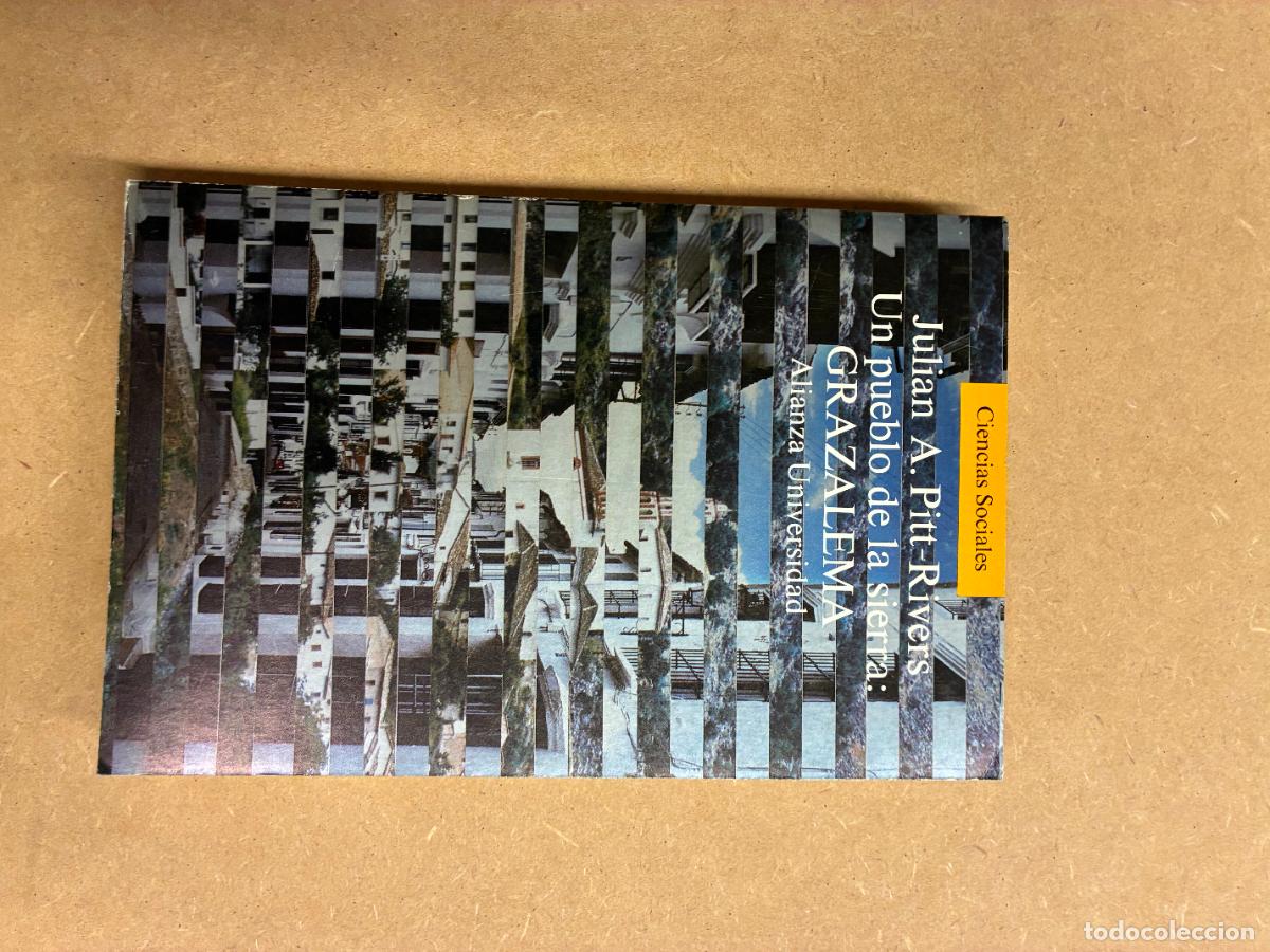 Libros: UN PUEBLO DE LA SIERRA: GRAZALEMA. - JULIAN A. PITT-RIVERS.