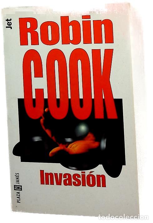 Libri di seconda mano: Invasi&oacute;n - Cook, Robin - Plaza & Jan&eacute;s