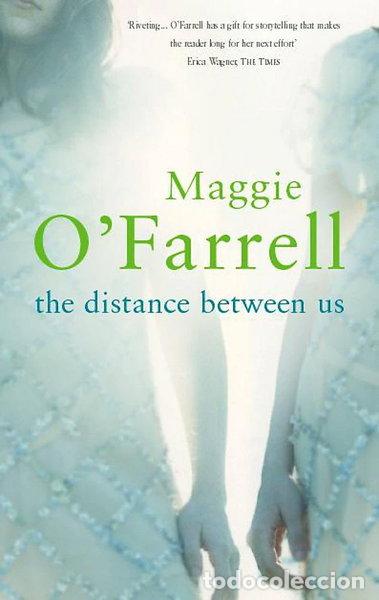 Libri di seconda mano: The Distance Between Us- 9780755309184