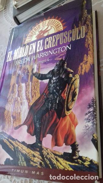 Libros: El mirlo en el crep&uacute;sculo- 9788477225553